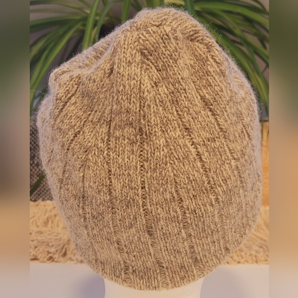 Eddie Bauer Wool Cap - Picture 3 of 6